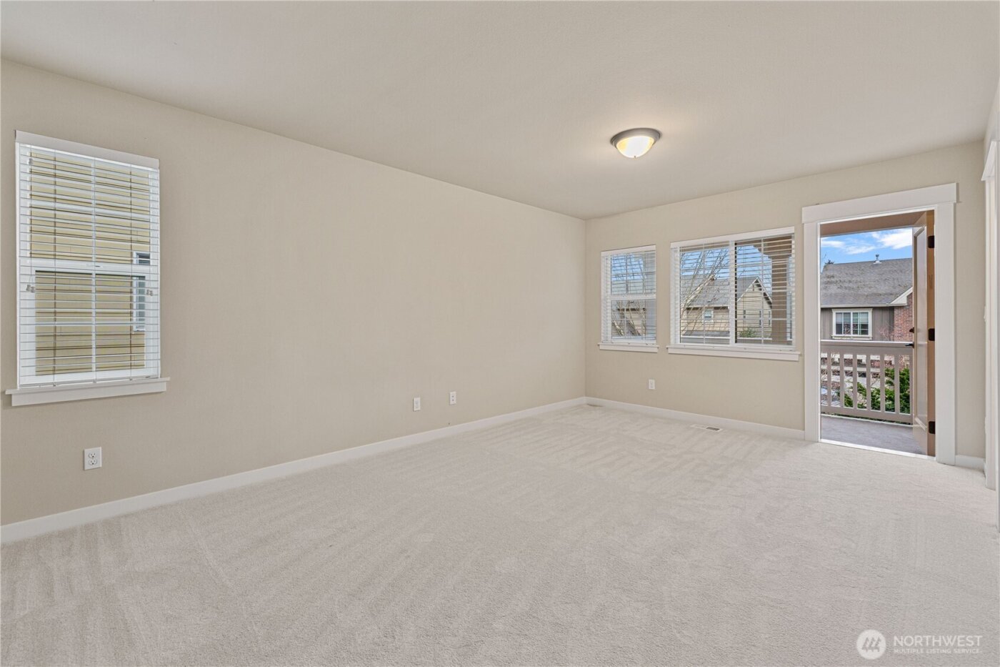 2819 102nd Place NE, Bellevue, WA 98004