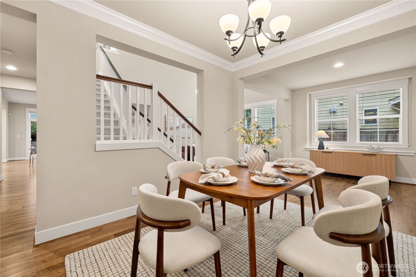 2819 102nd Place NE, Bellevue, WA 98004