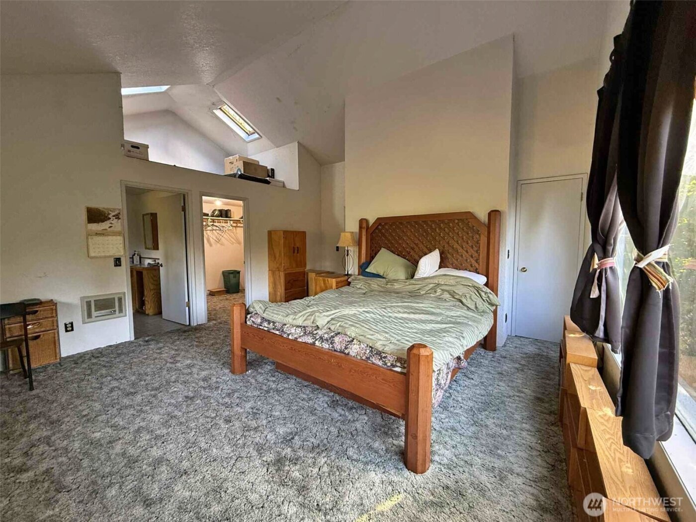 198 Calvin Road , Onalaska, WA 98533