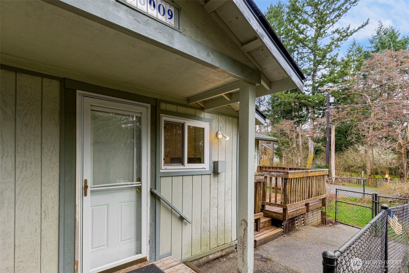 26009 Barrett Road NE, Kingston, WA 98346