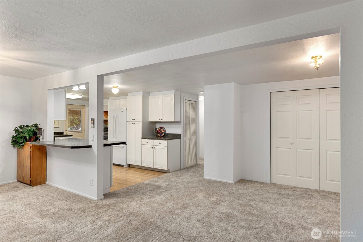 26009 Barrett Road NE, Kingston, WA 98346