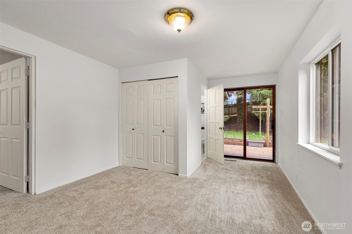 26009 Barrett Road NE, Kingston, WA 98346