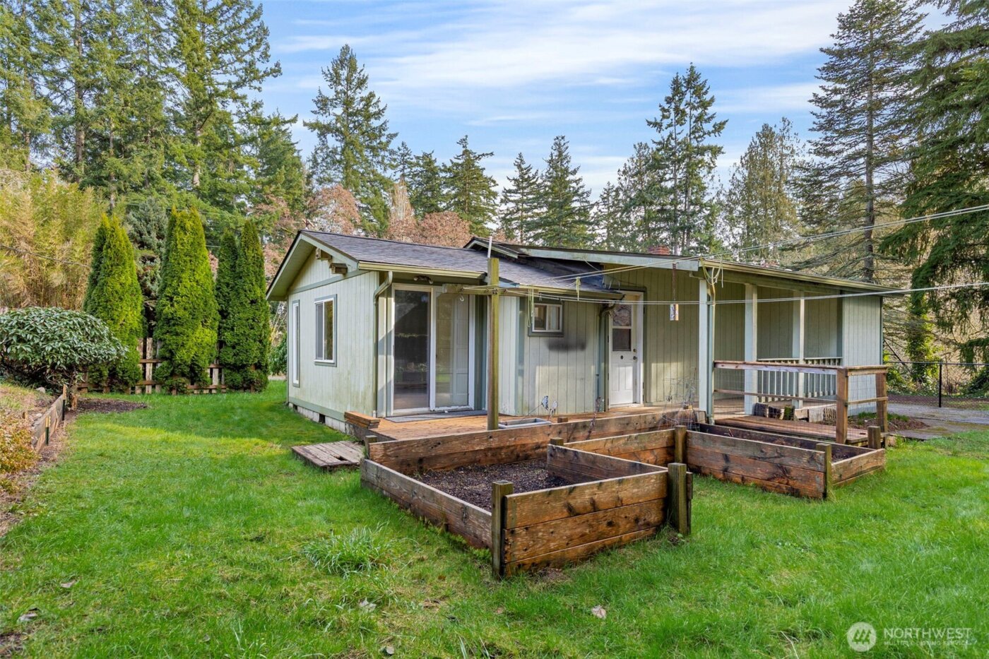 26009 Barrett Road NE, Kingston, WA 98346