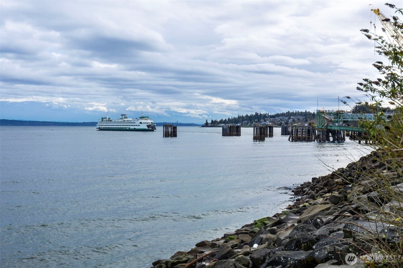 26009 Barrett Road NE, Kingston, WA 98346