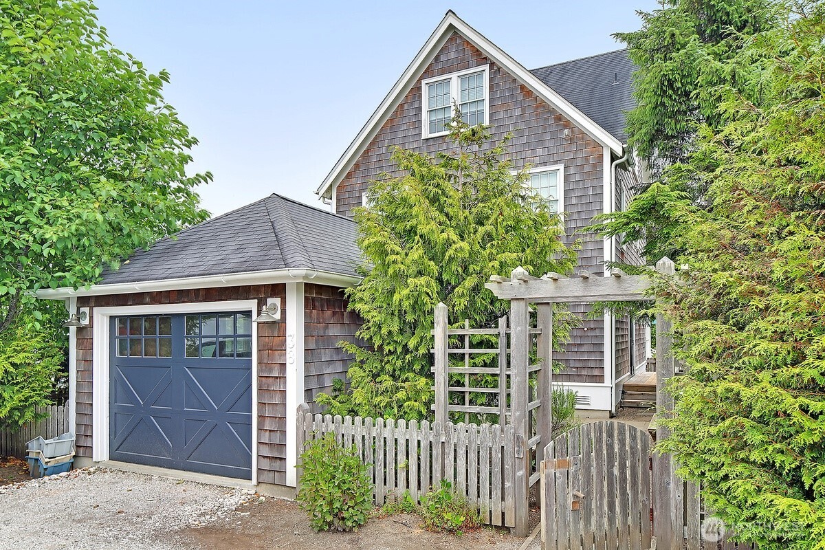 38 Trillium Lane , Pacific Beach, WA 98571