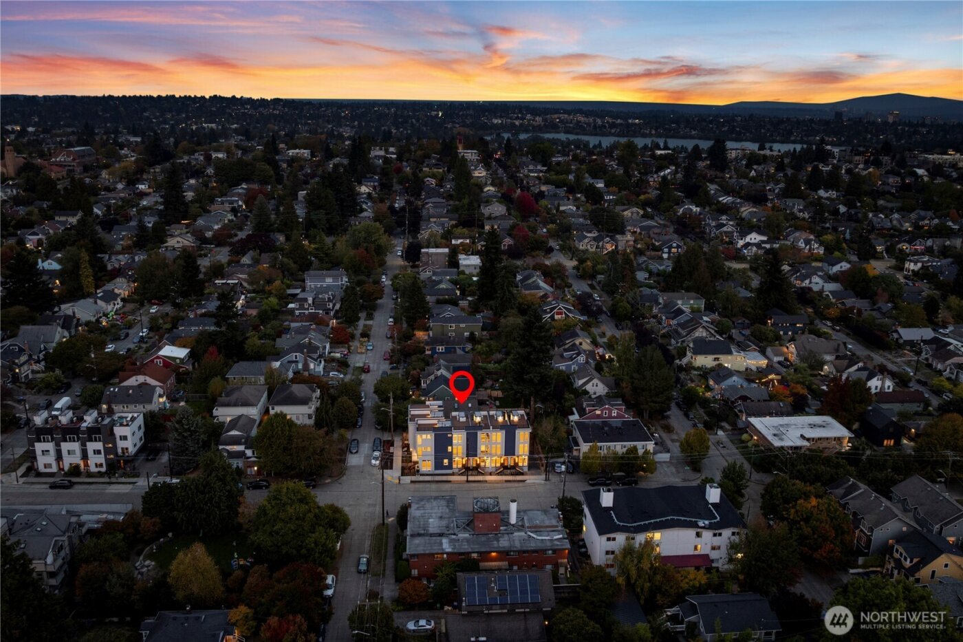 359 NW 76th Street , Seattle, WA 98117