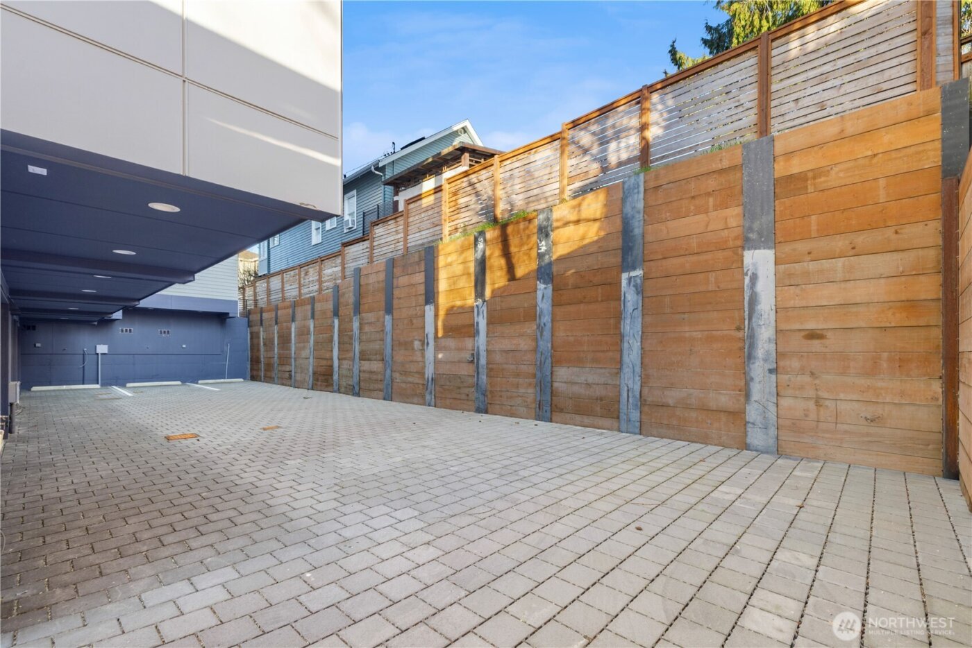 359 NW 76th Street , Seattle, WA 98117