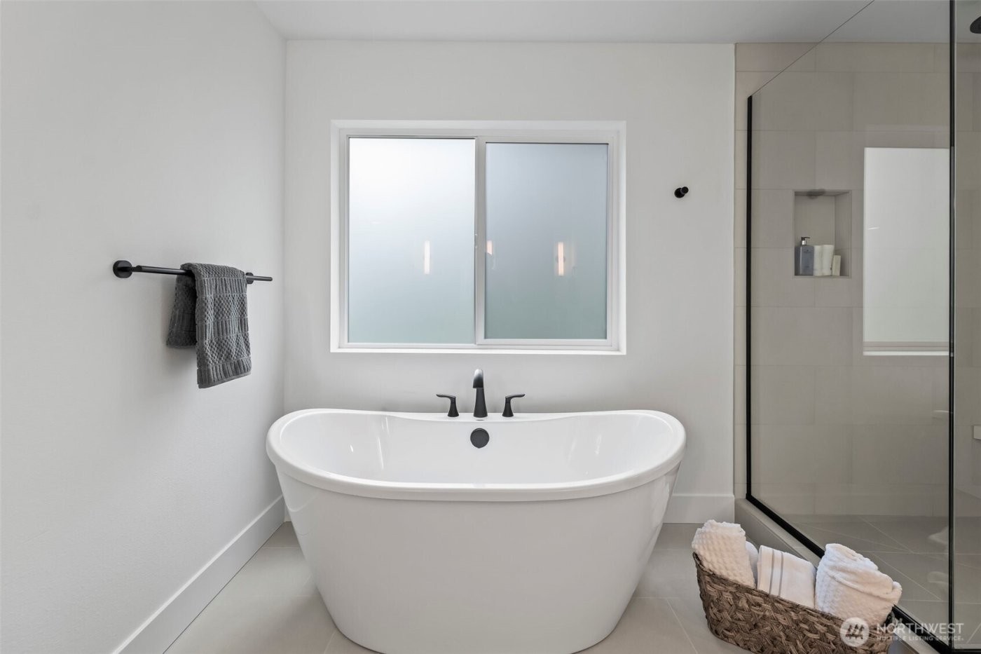 11608 194th Avenue E, Bonney Lake, WA 98391