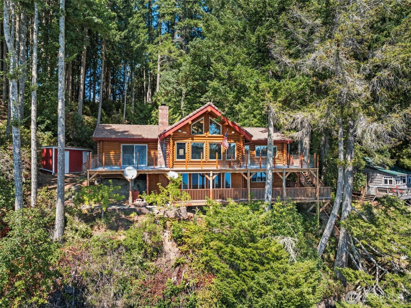 1236 E Island View Road , Grapeview, WA 98546