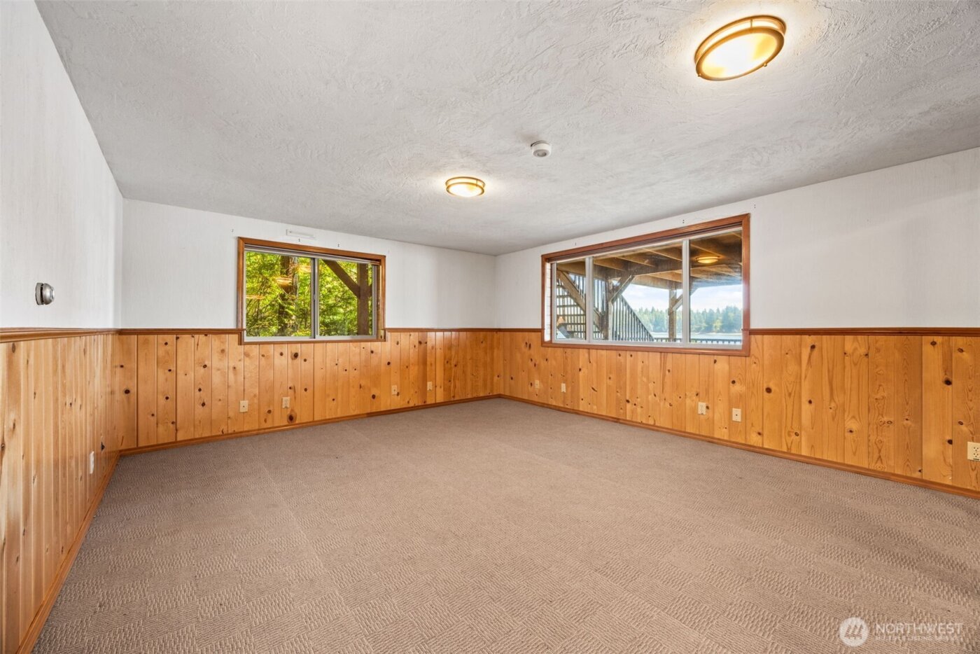 1236 E Island View Road , Grapeview, WA 98546