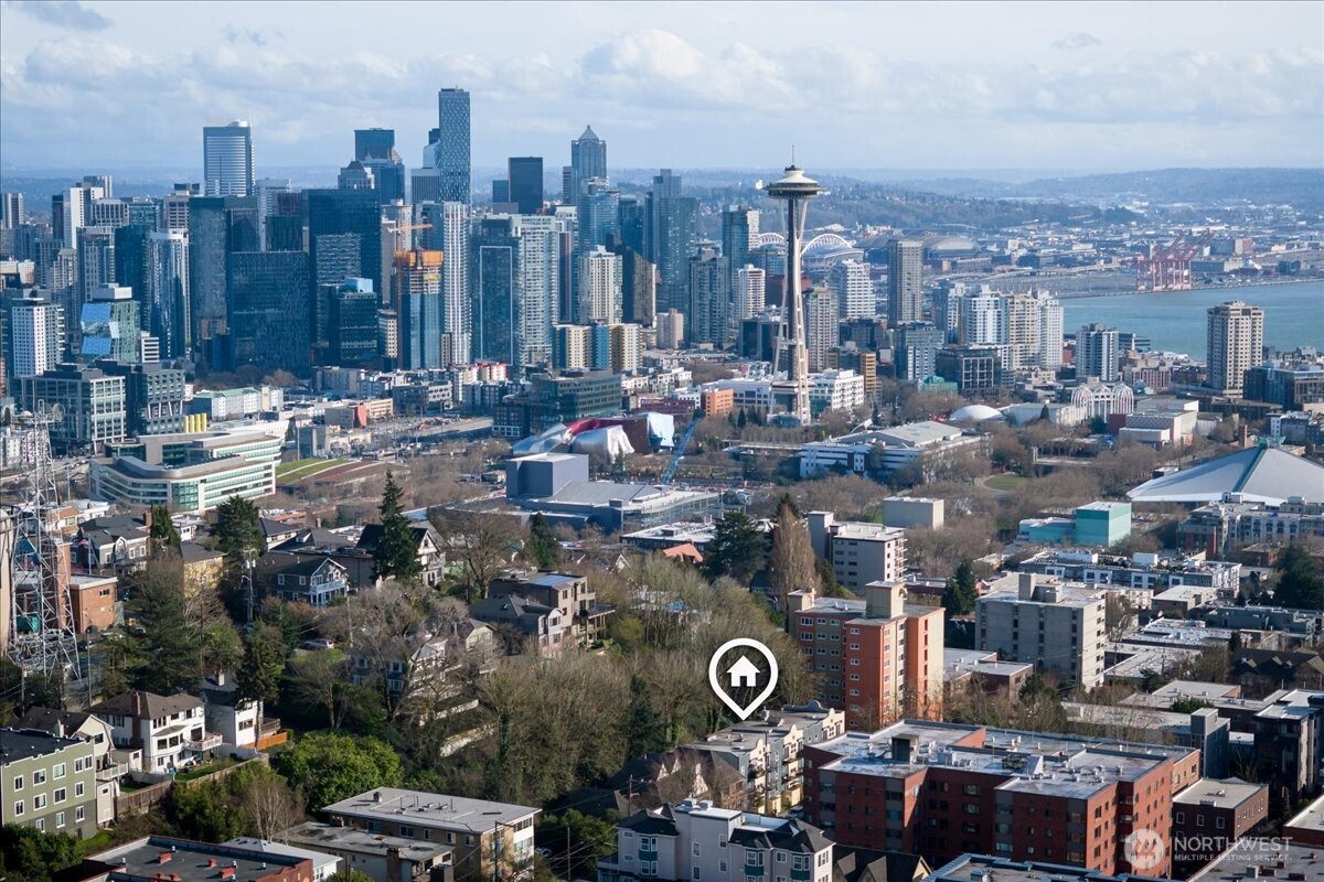 1310 Queen Anne Avenue N #15, Seattle, WA 98109