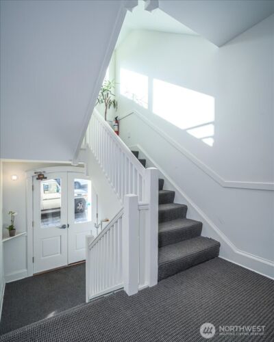 1310 Queen Anne Avenue N #15, Seattle, WA 98109 - Photo 3