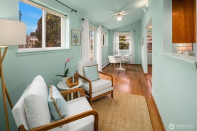 2530 26th Avenue W, Seattle, WA 98199 - Photo 18