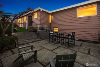 2530 26th Avenue W, Seattle, WA 98199 - Photo 36