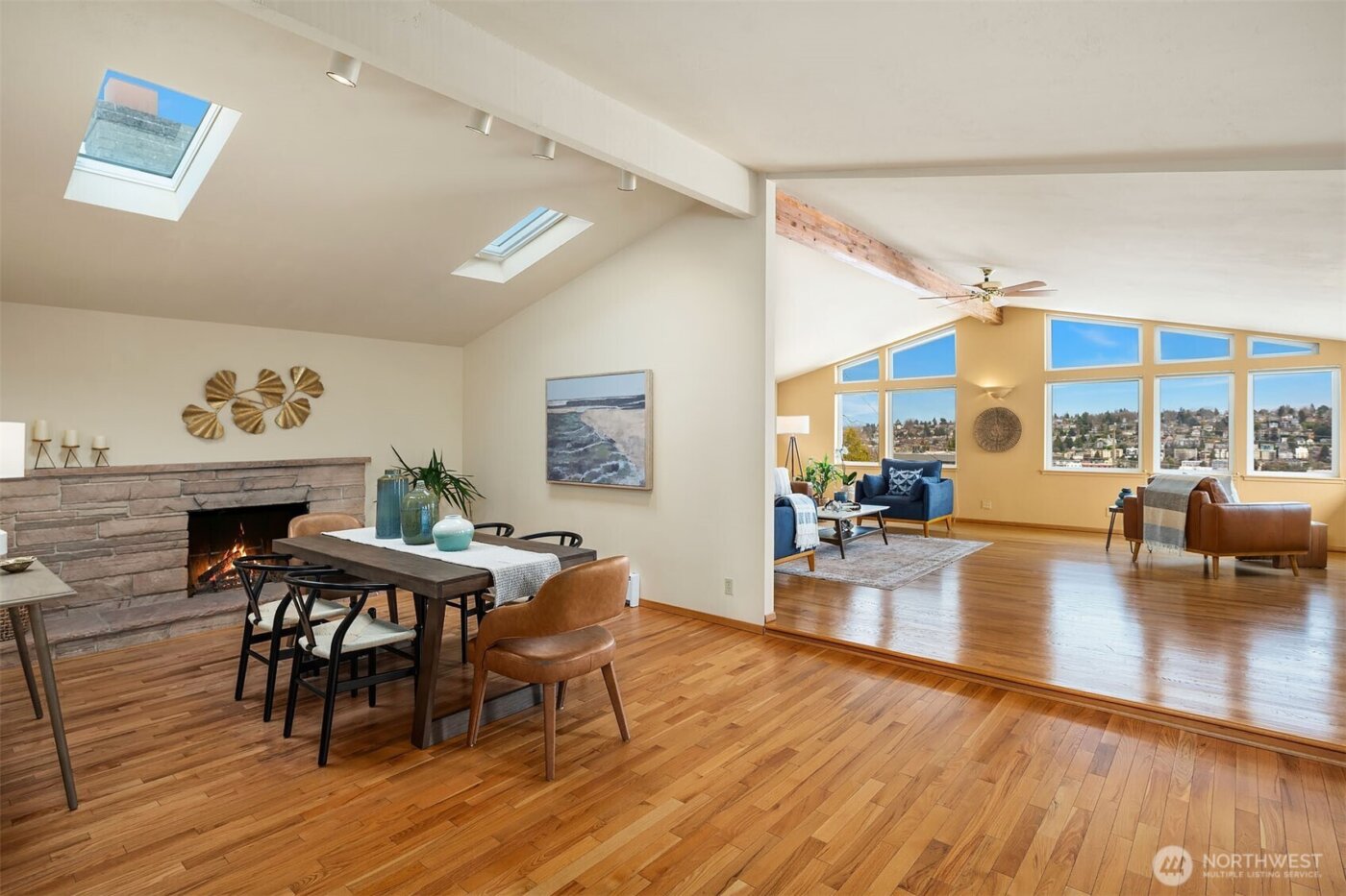 2530 26th Avenue W, Seattle, WA 98199