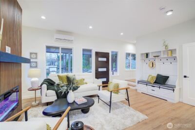 7008 Linden Avenue N, Seattle, WA 98103-5108 - Photo 12