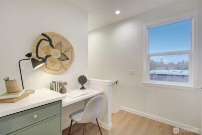 7008 Linden Avenue N, Seattle, WA 98103-5108 - Photo 21