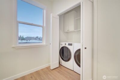 7008 Linden Avenue N, Seattle, WA 98103-5108 - Photo 22