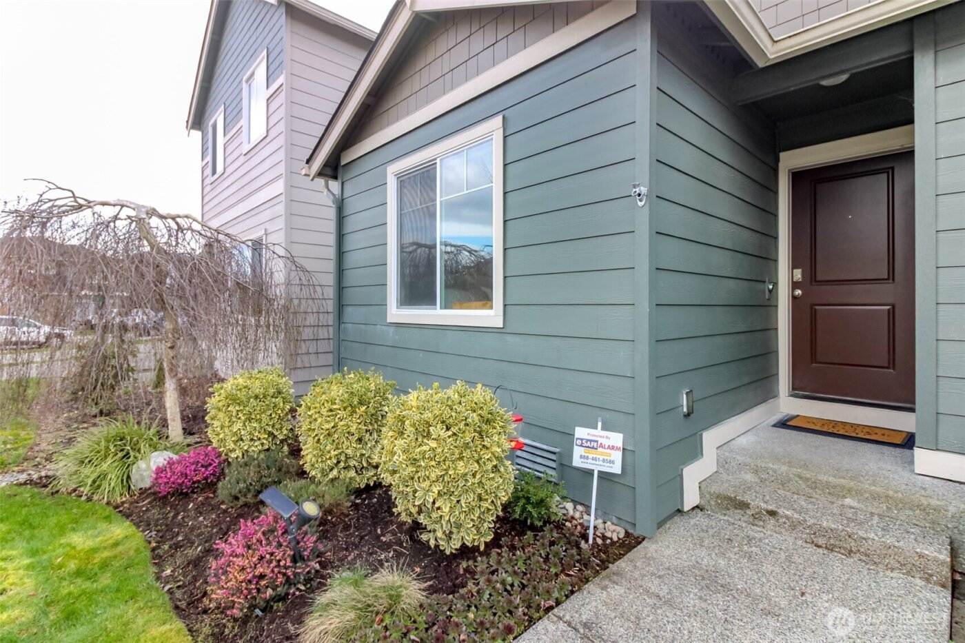 18408 Alpine Way E, Puyallup, WA 98374