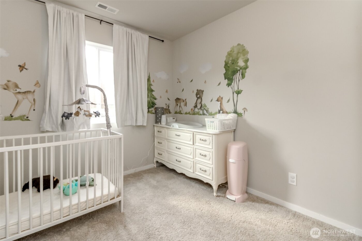 18408 Alpine Way E, Puyallup, WA 98374