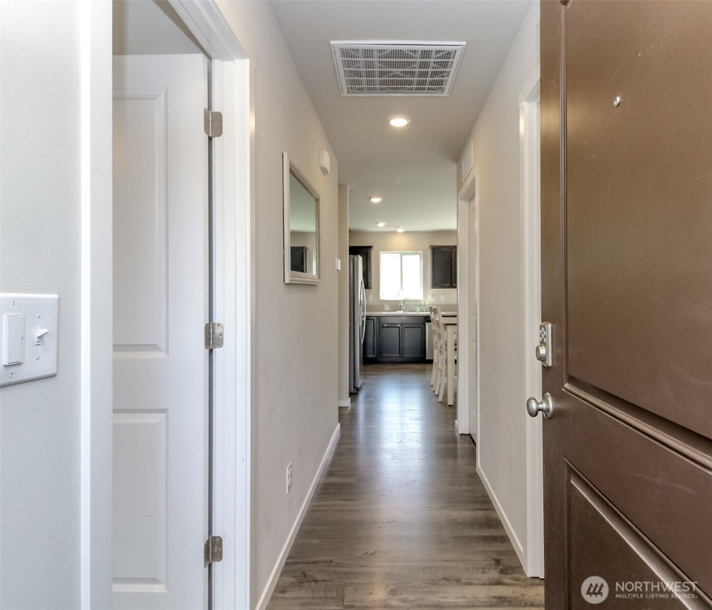 18408 Alpine Way E, Puyallup, WA 98374