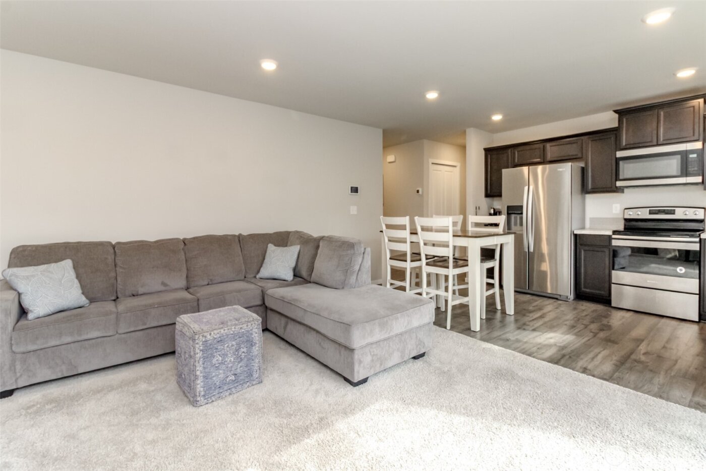 18408 Alpine Way E, Puyallup, WA 98374