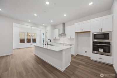 325 N 55th Street #28, Mount Vernon, WA 98273 - Photo 4
