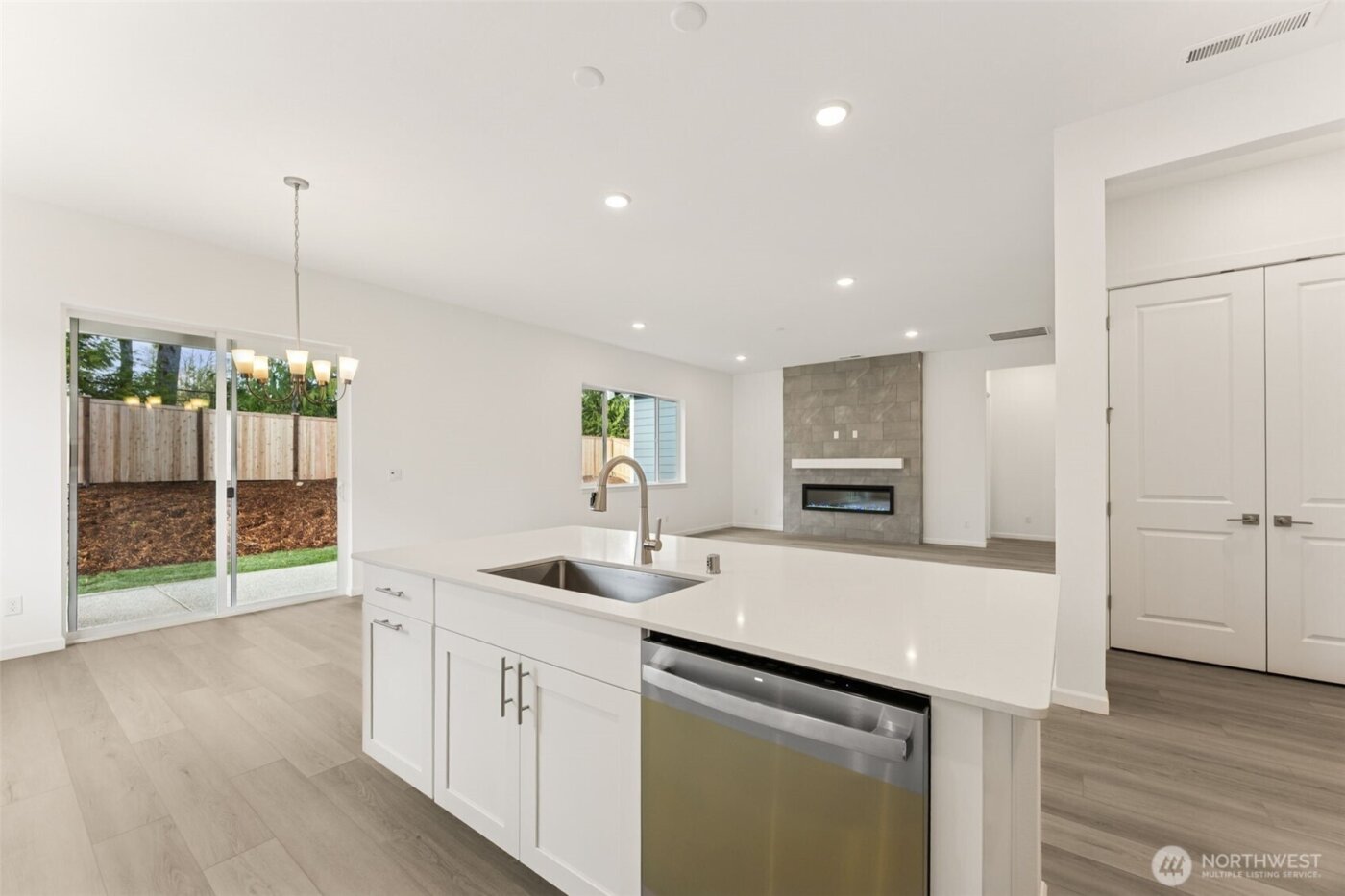 341 N 55th Street #30, Mount Vernon, WA 98273