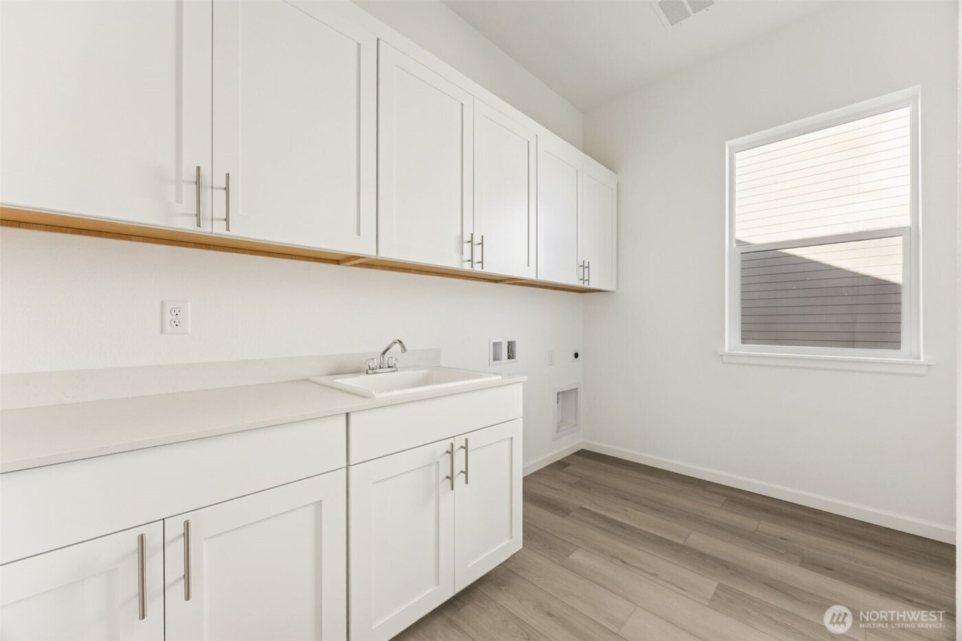 341 N 55th Street #30, Mount Vernon, WA 98273
