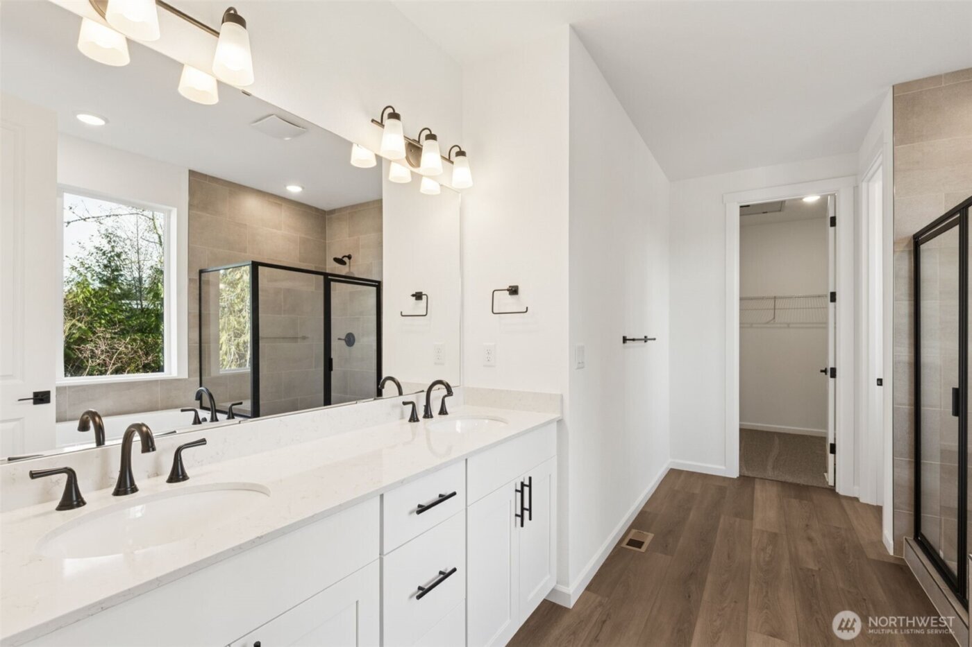 349 N 55th Street #31, Mount Vernon, WA 98273