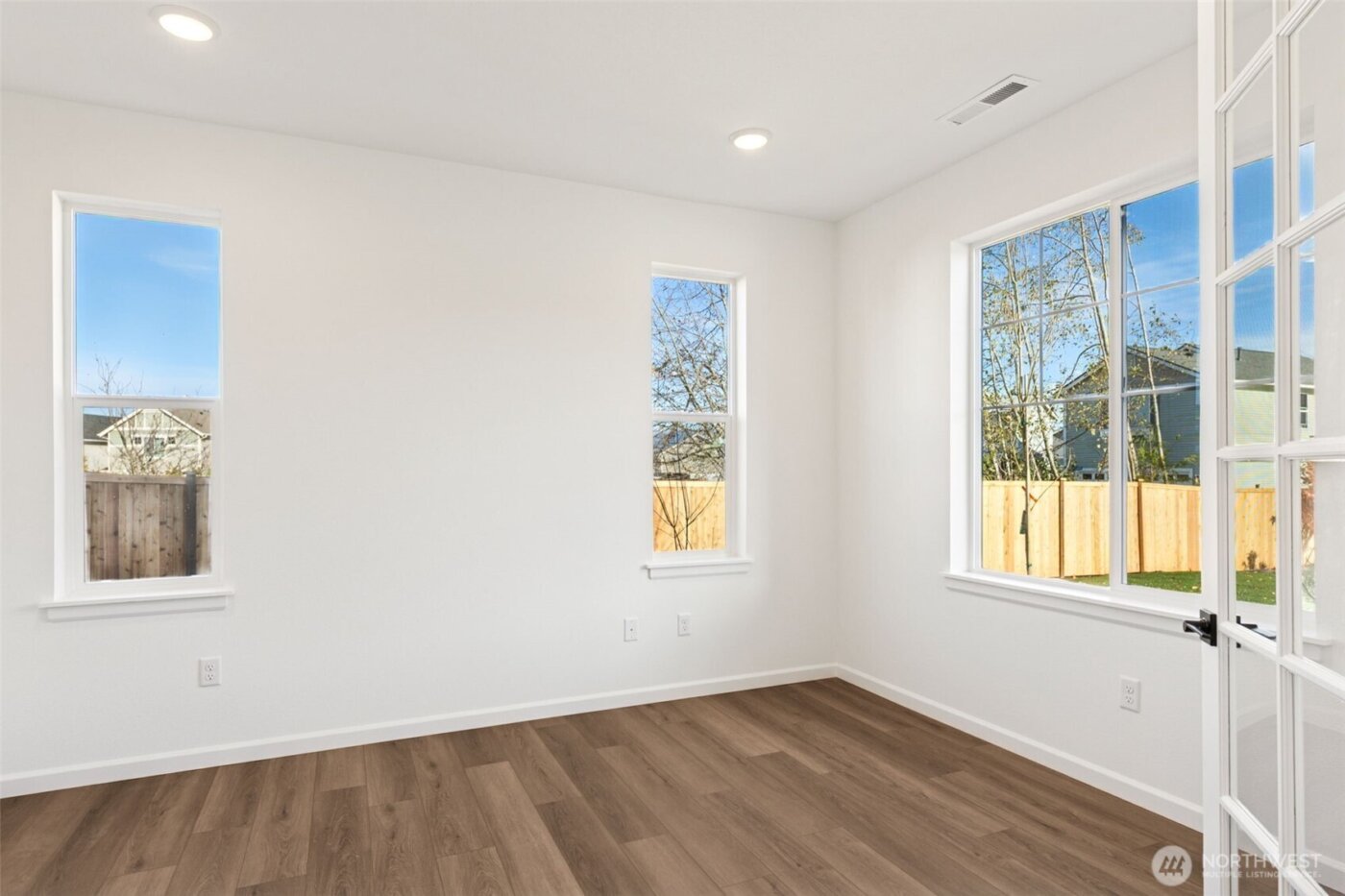 349 N 55th Street #31, Mount Vernon, WA 98273