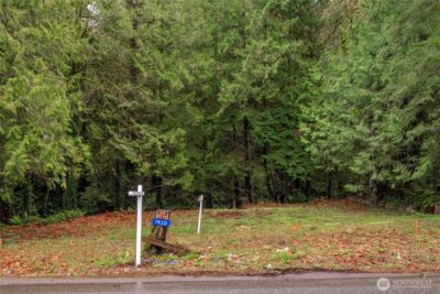 1930 Northlake Way NW, Bremerton, WA 98312 - Photo 12