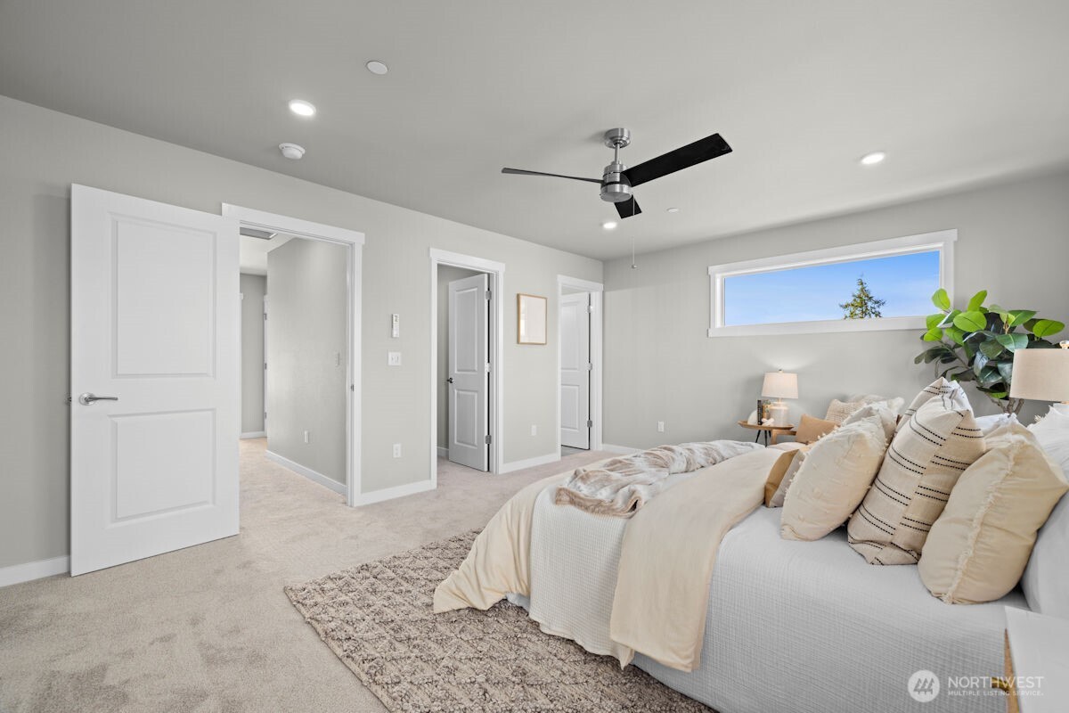 16823 Alder Way #J1, Lynnwood, WA 98037