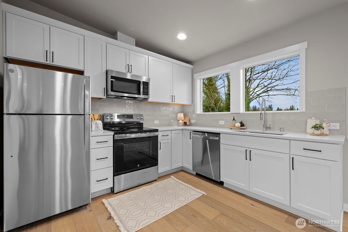 7853 S 132 Street , Seattle, WA 98178