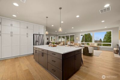 7853 S 132 Street , Seattle, WA 98178 - Photo 8