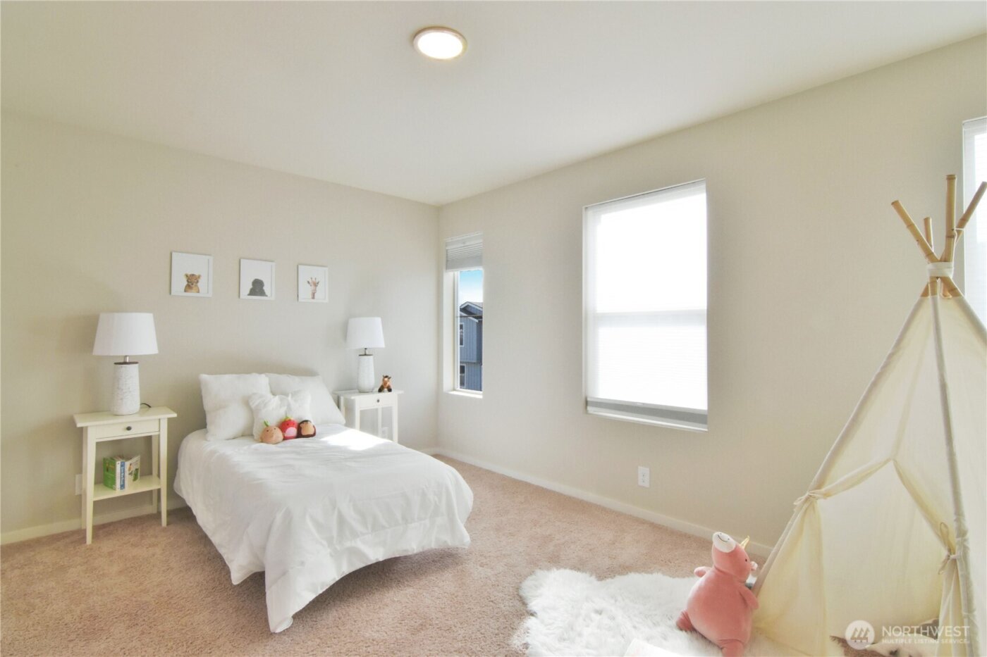 218 SW 96th Lane , Seattle, WA 98106