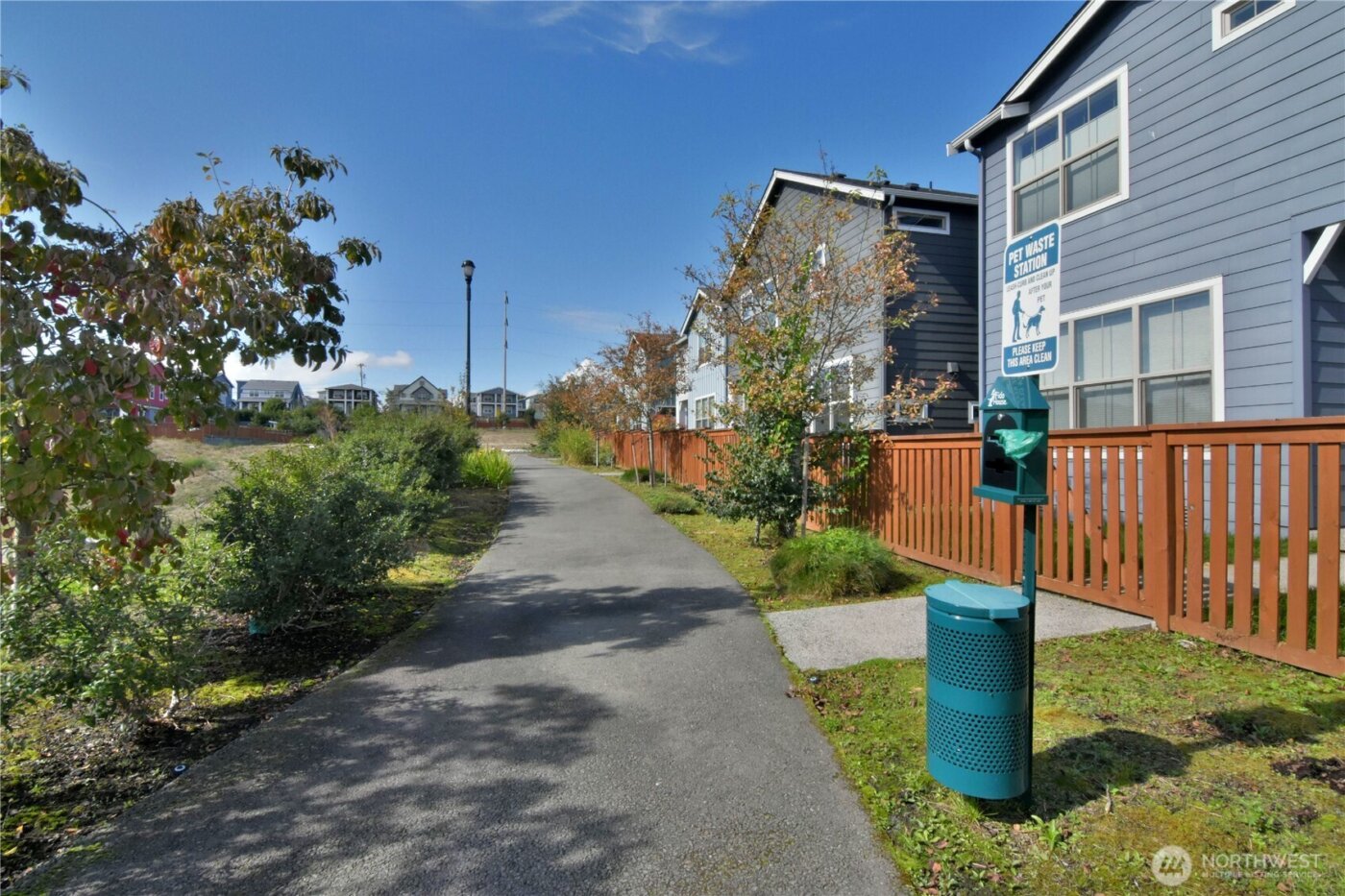 218 SW 96th Lane , Seattle, WA 98106