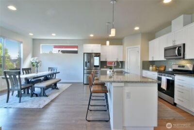 218 SW 96th Lane , Seattle, WA 98106 - Photo 6