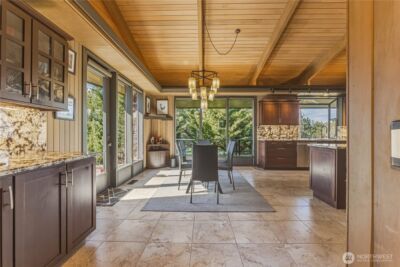 218 Sunnyslope Heights Road , Wenatchee, WA 98801 - Photo 9
