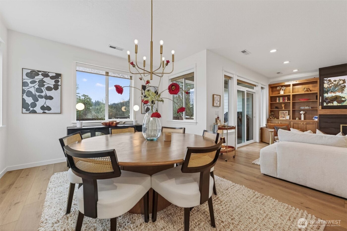 2031 E 9th Street , La Center, WA 98629