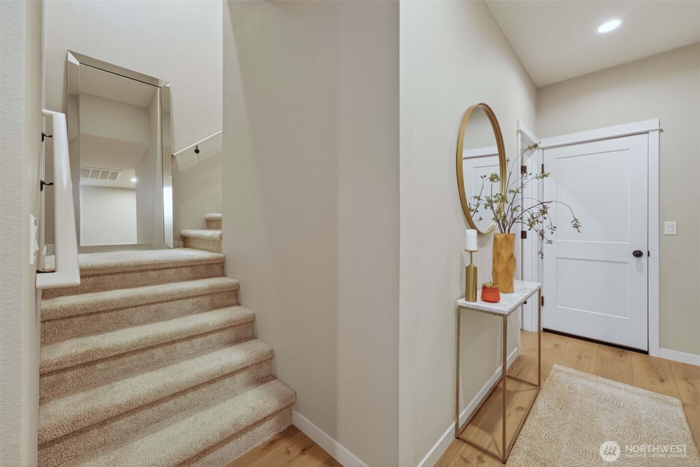 2031 E 9th Street , La Center, WA 98629