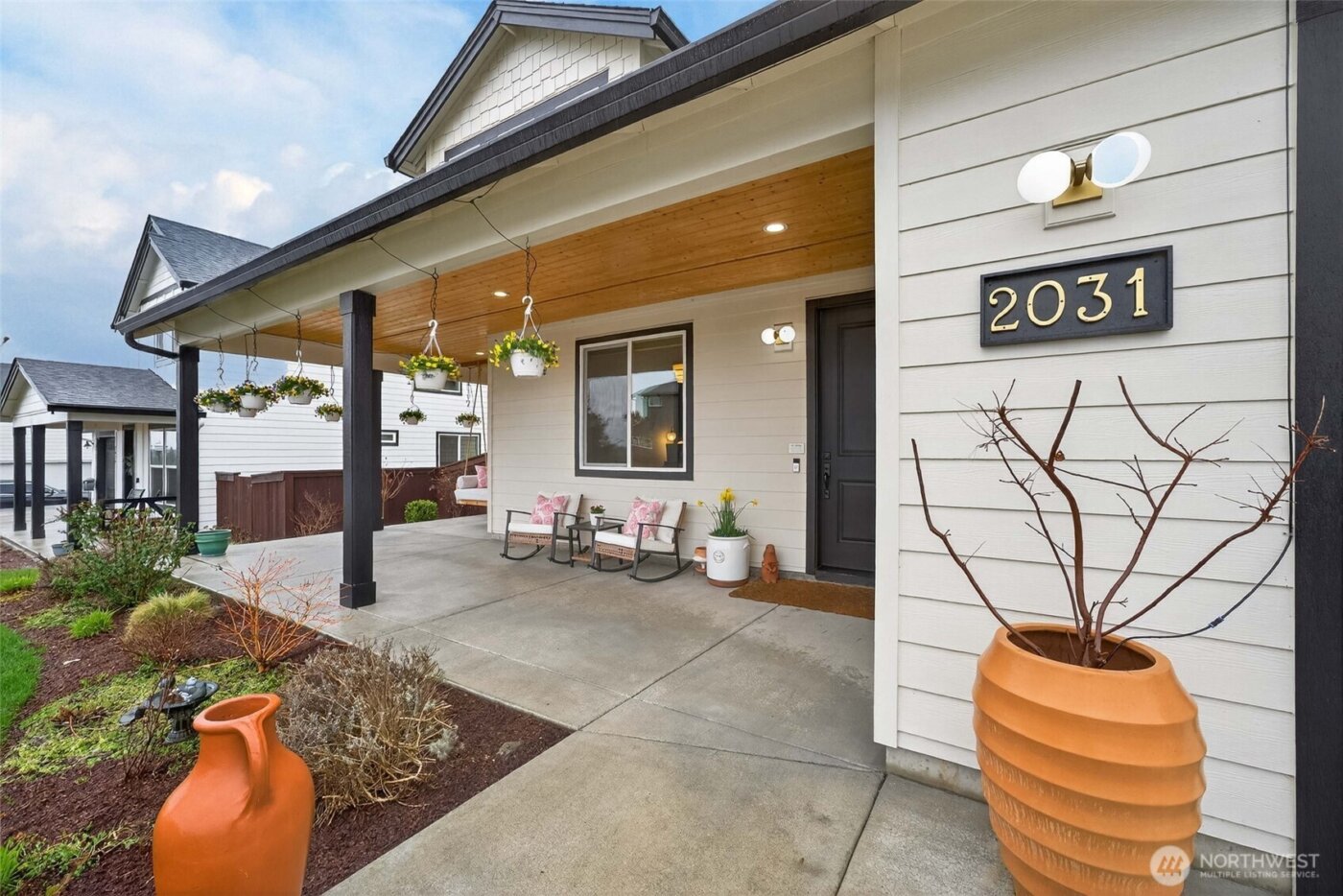 2031 E 9th Street , La Center, WA 98629