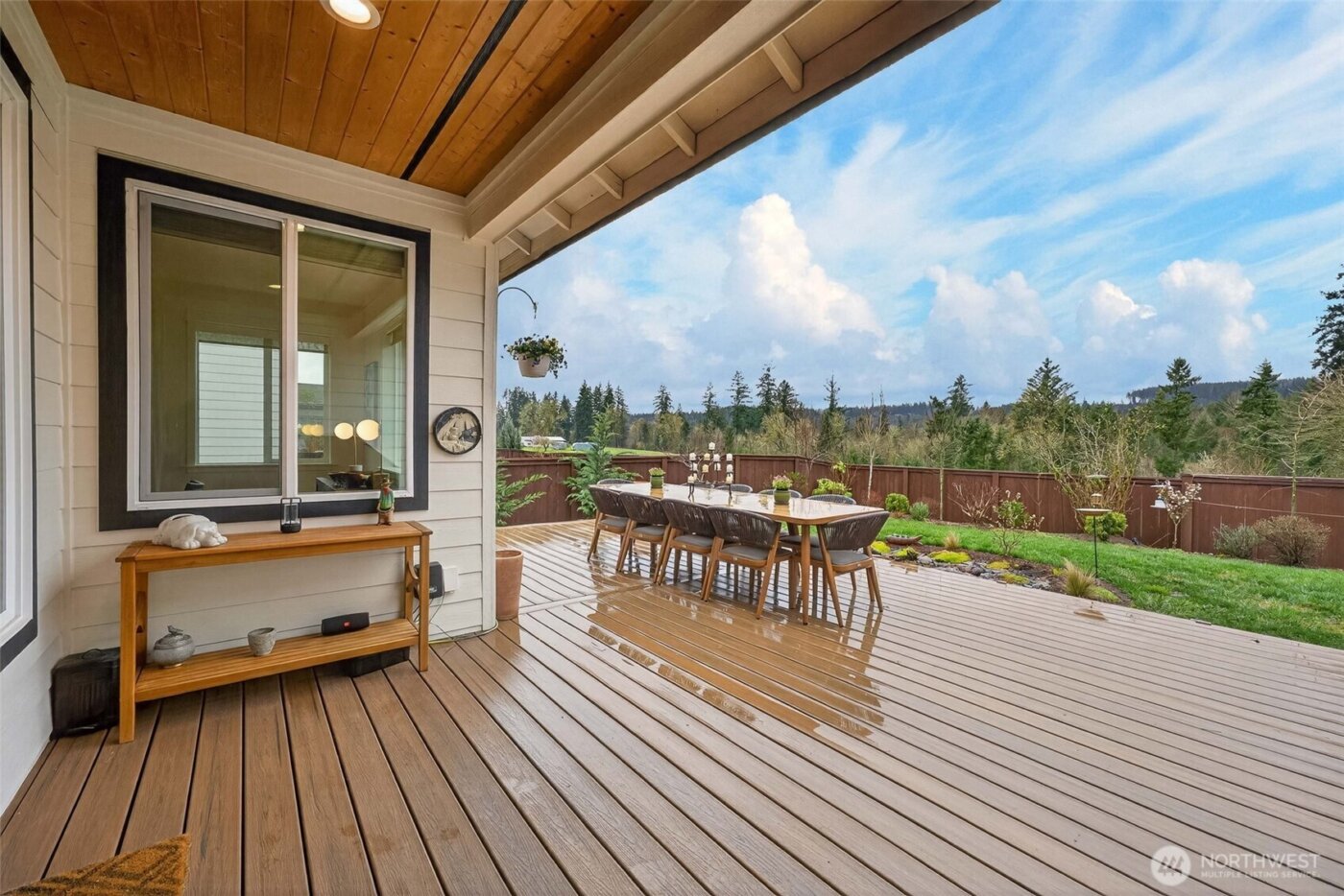 2031 E 9th Street , La Center, WA 98629