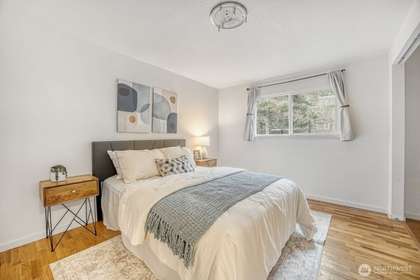 234 SW 208th Street , Normandy Park, WA 98166