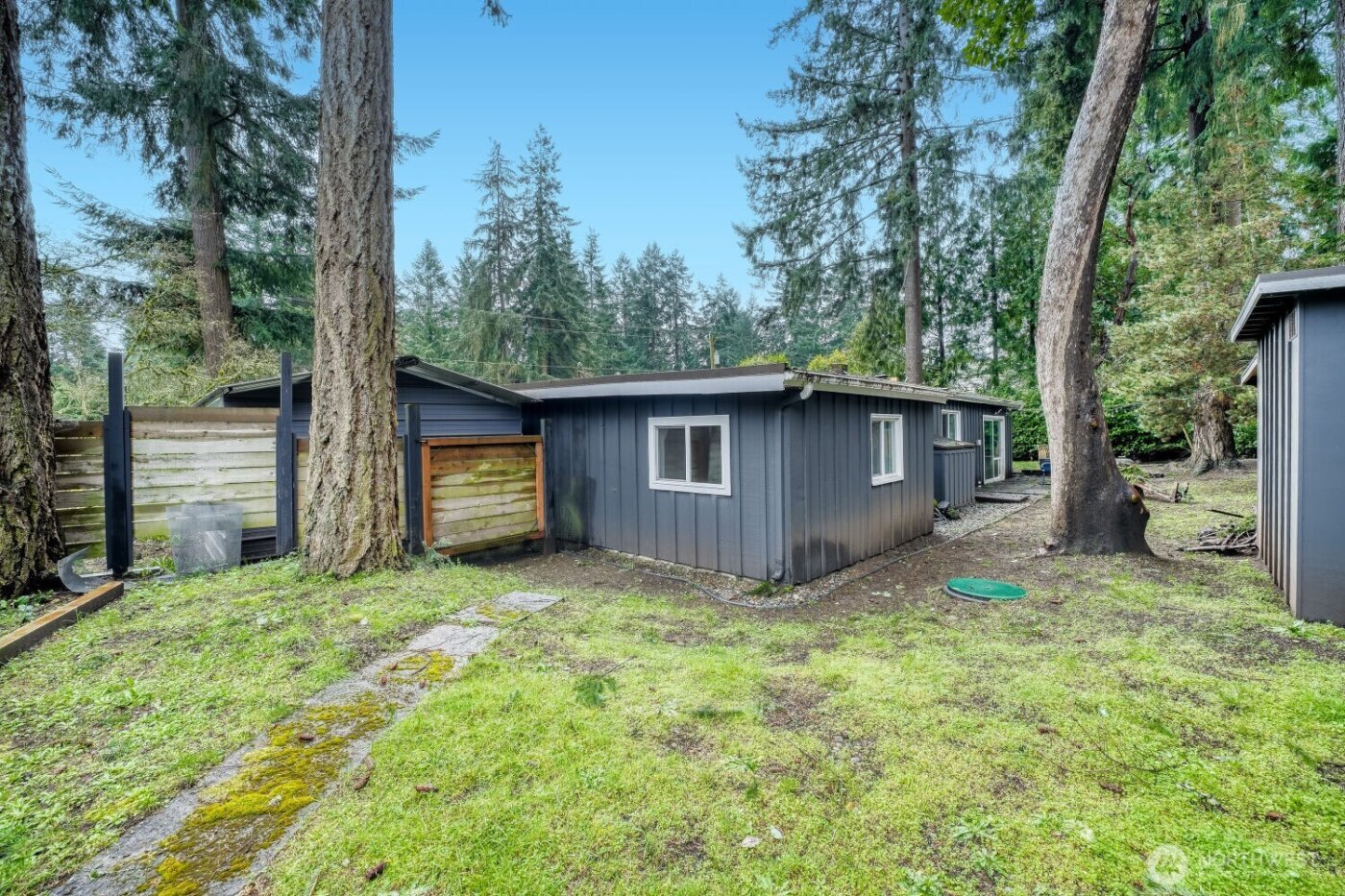 234 SW 208th Street , Normandy Park, WA 98166