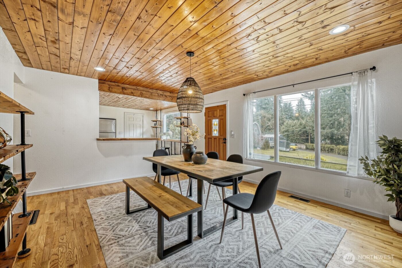 234 SW 208th Street , Normandy Park, WA 98166