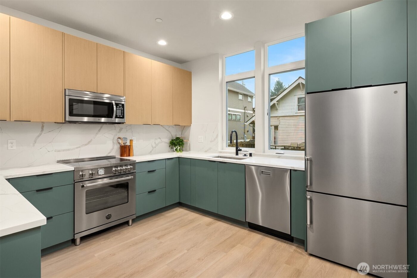 1615 N 50th Street #C, Seattle, WA 98103