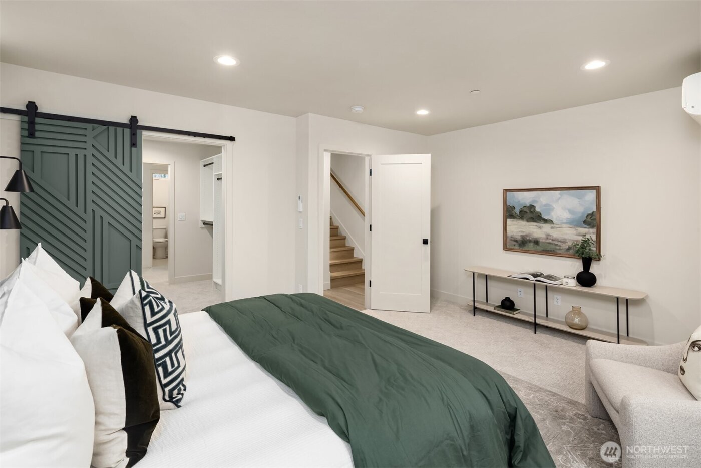 1615 N 50th Street #C, Seattle, WA 98103