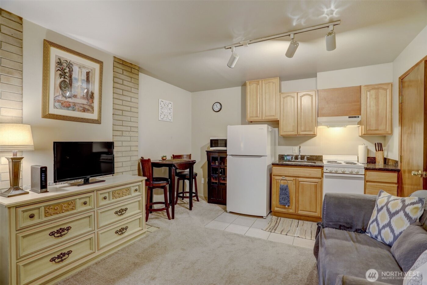 403 E Thomas Street #1-9, Seattle, WA 98102