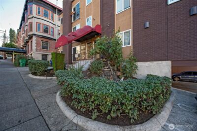 403 E Thomas Street #1-9, Seattle, WA 98102 - Photo 6